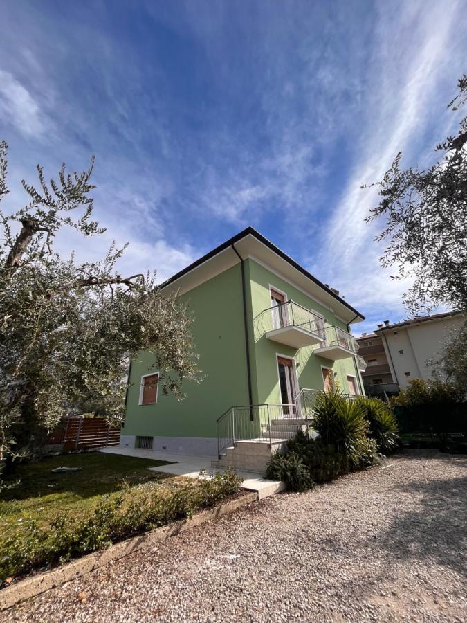 La Casa Verde Torbole トルボレ エクステリア 写真