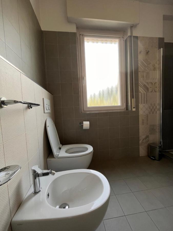 La Casa Verde Torbole トルボレ エクステリア 写真
