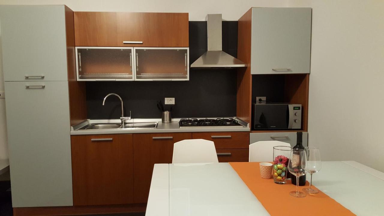 La Casa Verde Torbole トルボレ エクステリア 写真